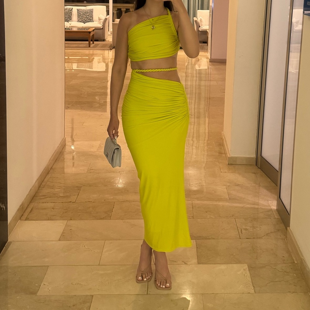 Melani the label zenaya skirt/licia top
